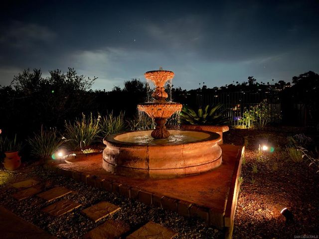 1418 York Dr, Vista, CA 92084