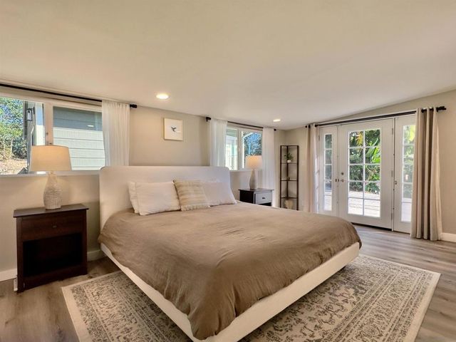 1418 York Dr, Vista, CA 92084