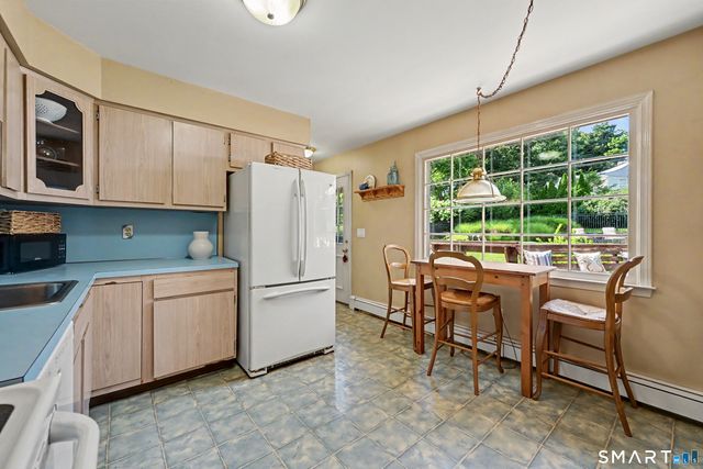 100 Sherley Place, Fairfield, CT 06825
