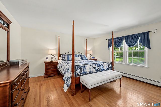 100 Sherley Place, Fairfield, CT 06825