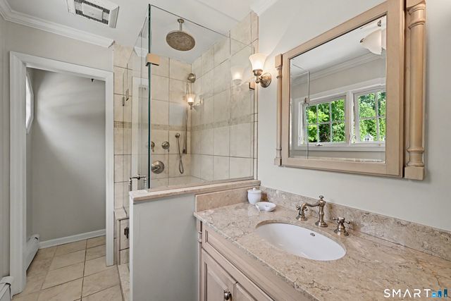 100 Sherley Place, Fairfield, CT 06825