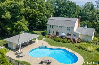 100 Sherley Place, Fairfield, CT 06825