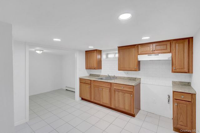 5 2nd Place, Roosevelt, NY 11575