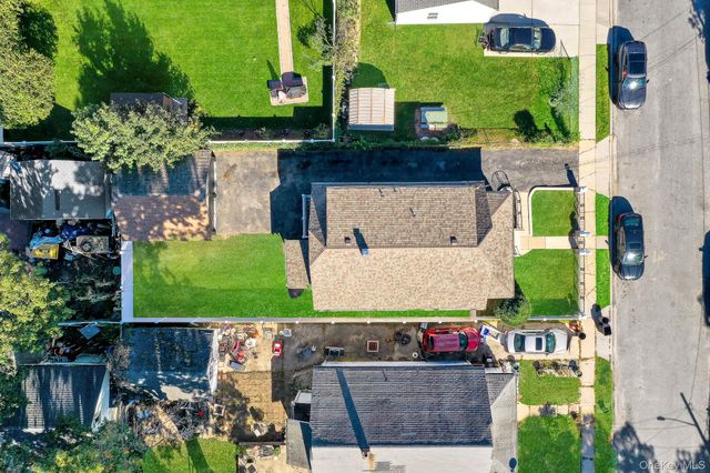 5 2nd Place, Roosevelt, NY 11575