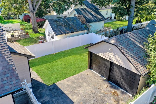5 2nd Place, Roosevelt, NY 11575