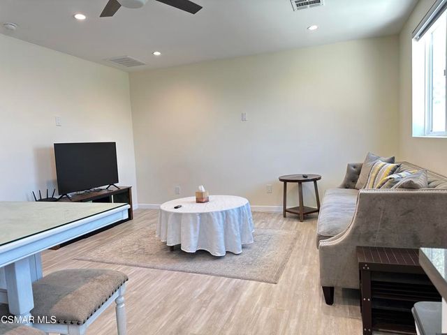 6508 Dannyboyar Street, West Hills, CA 91307