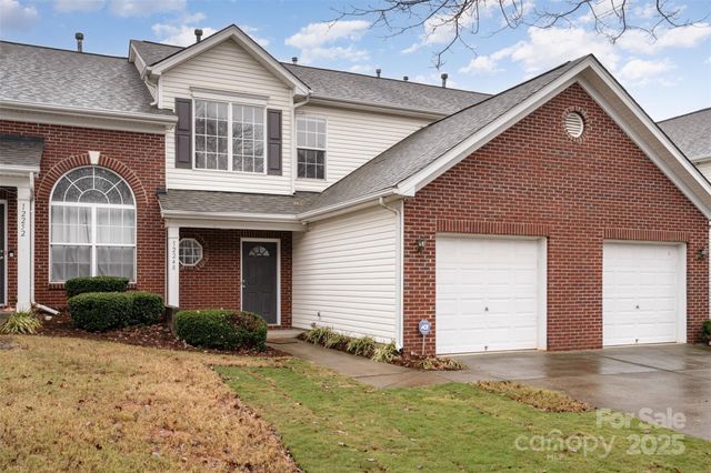12248 Stratfield Place Circle, Pineville, NC 28134