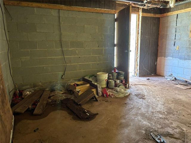 5317 KINGS Highway, Douglasville, GA 30135