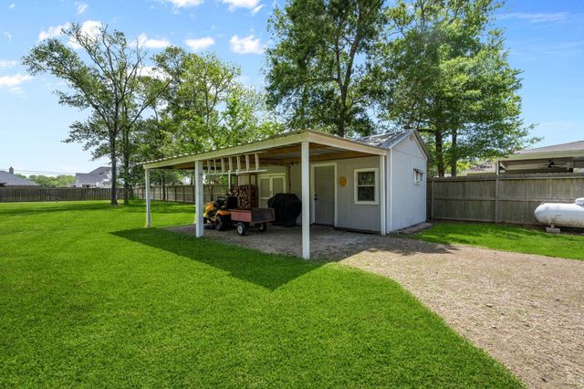 5809 Cajun Way, Baytown, TX 77523