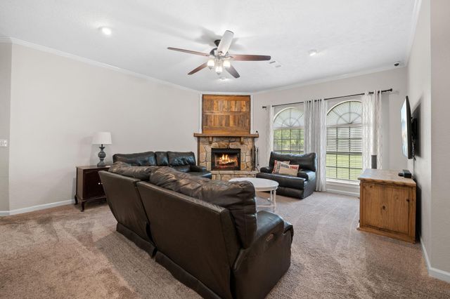 5809 Cajun Way, Baytown, TX 77523