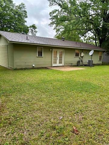 1613 N James Street, Jacksonville, AR 72076