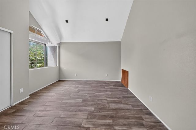 9540 Sepulveda 11, North Hills, CA 91343