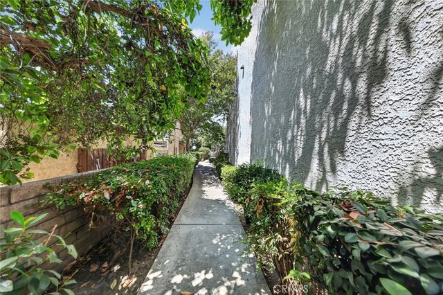 9540 Sepulveda 11, North Hills, CA 91343