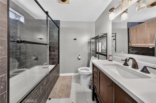 9540 Sepulveda 11, North Hills, CA 91343