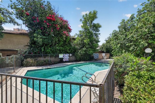 9540 Sepulveda 11, North Hills, CA 91343