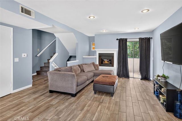9540 Sepulveda 11, North Hills, CA 91343
