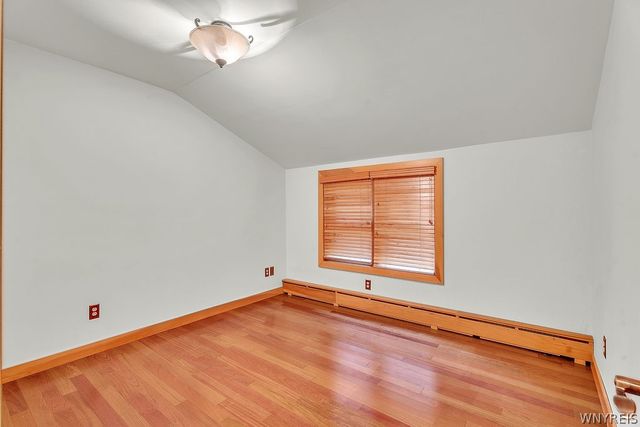 7015 S Abbott Rd, Boston, NY 14075