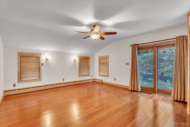 7015 S Abbott Rd, Boston, NY 14075