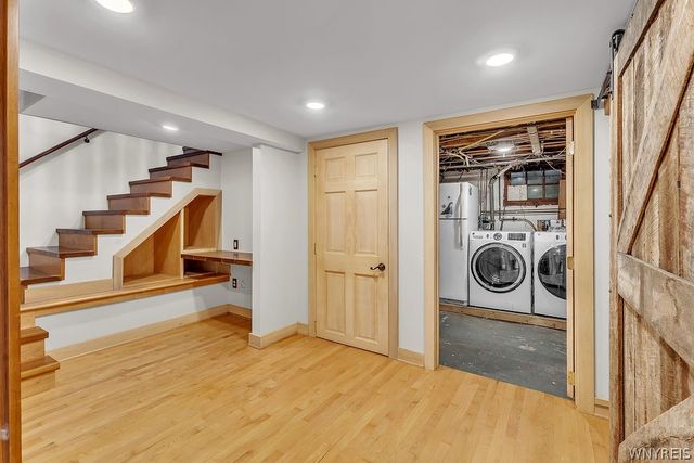 7015 S Abbott Rd, Boston, NY 14075