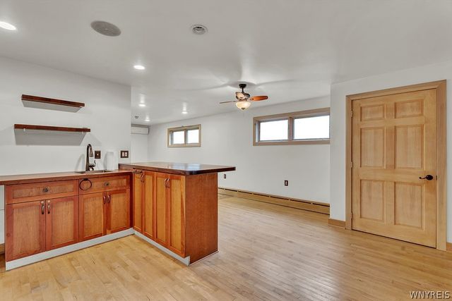 7015 S Abbott Rd, Boston, NY 14075