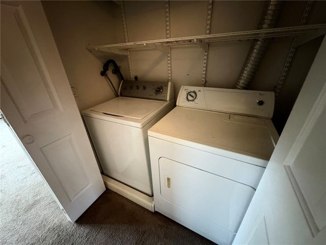 60 Saddle Green B, North Providence, RI 02904