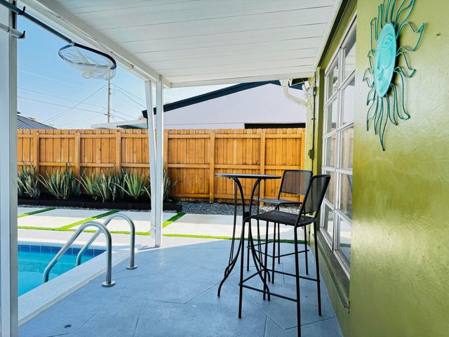 7161 Sheridan Street, Hollywood, FL 33024