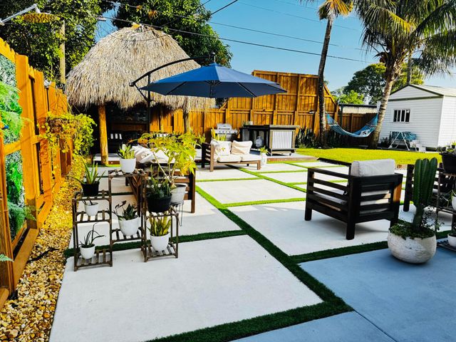 7161 Sheridan Street, Hollywood, FL 33024