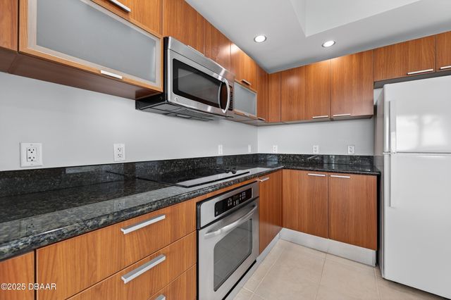 231 Riverside Dr Unit 2209, Holly Hill, FL 32117