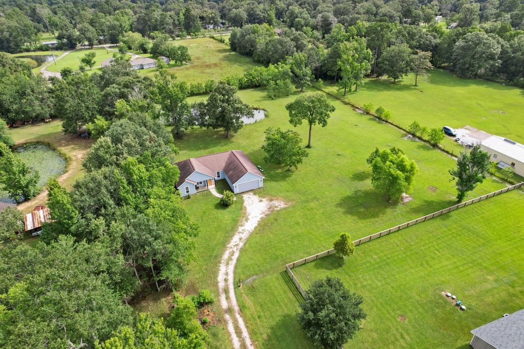 28071 Ivy Oaks Lane, Splendora, TX 77372