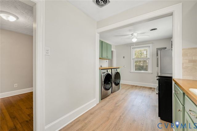 13 W Magruder St, Sandston, VA 23150