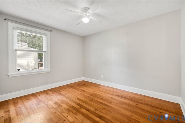 13 W Magruder St, Sandston, VA 23150