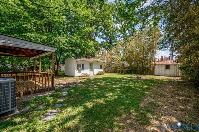 13 W Magruder St, Sandston, VA 23150