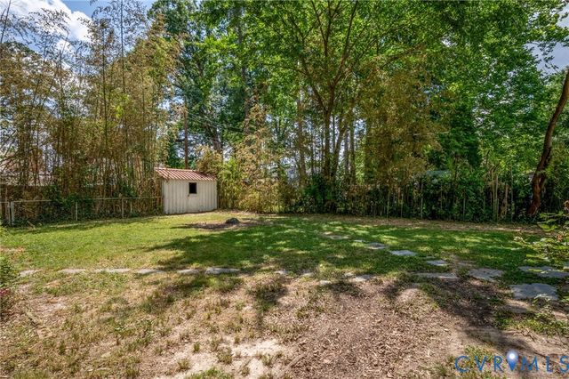 13 W Magruder St, Sandston, VA 23150