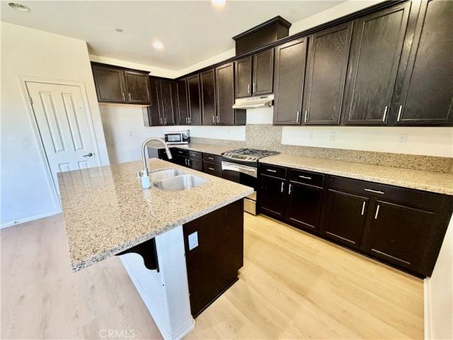 38129 Turning Leaf Court, Murrieta, CA 92563