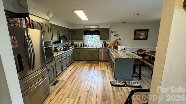 114 Rustic Hills Circle, Bessemer City, NC 28016