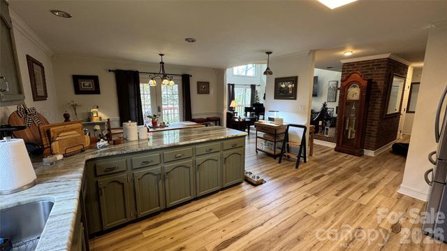 114 Rustic Hills Circle, Bessemer City, NC 28016