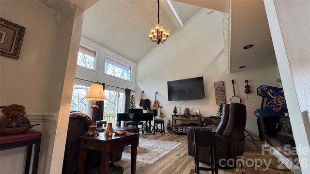 114 Rustic Hills Circle, Bessemer City, NC 28016