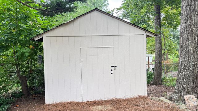 114 Rustic Hills Circle, Bessemer City, NC 28016