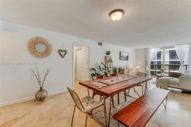 6039 Collins Ave 1607, Miami Beach, FL 33140