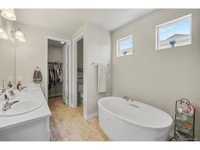 18860 W 92nd Dr, Arvada, CO 80007