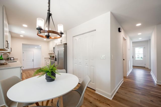 8727 Hurricane Manor Trail, Chattanooga, TN 37421