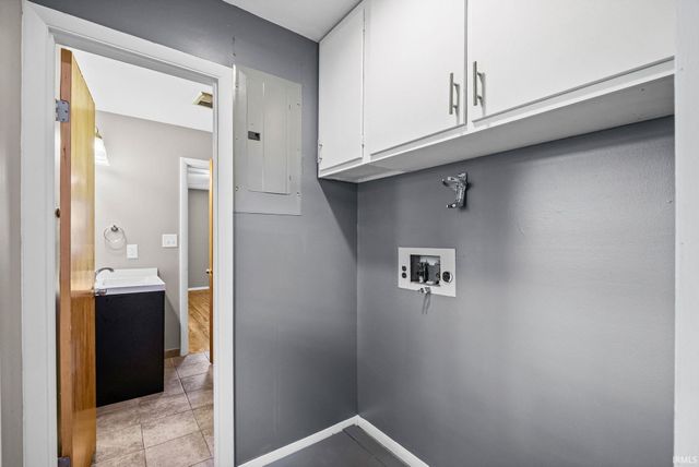 201 W Navajo Street, West Lafayette, IN 47906