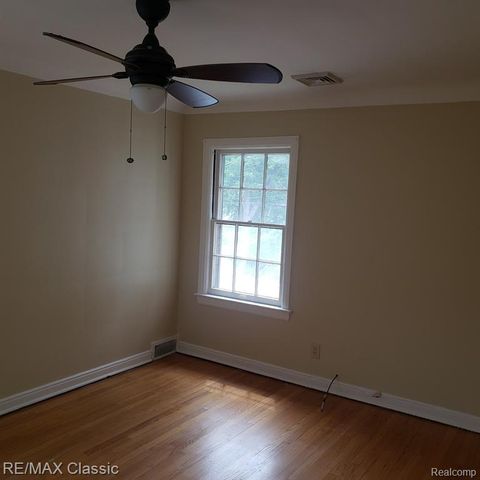 16215 and 16217 Greenview Avenue, Detroit, MI 48219