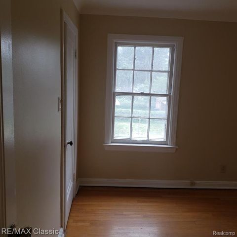 16215 and 16217 Greenview Avenue, Detroit, MI 48219