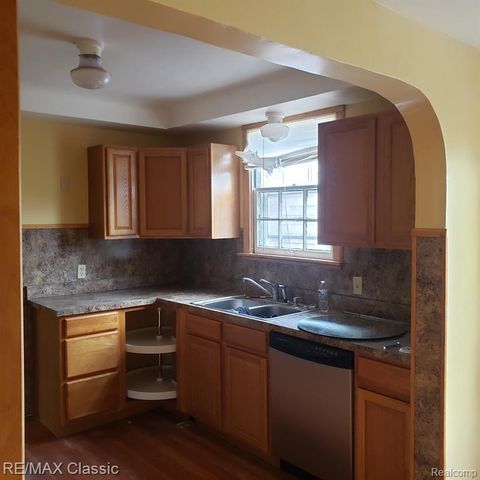 16215 and 16217 Greenview Avenue, Detroit, MI 48219