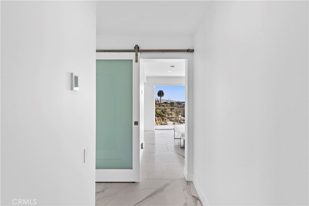 31561 Table Rock Drive 202, Laguna Beach, CA 92651 — photo 3