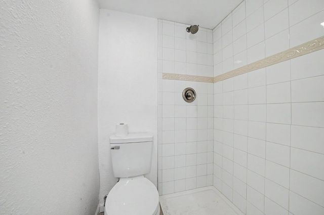 25865 Creekside Dr, Pioneer, CA 95666