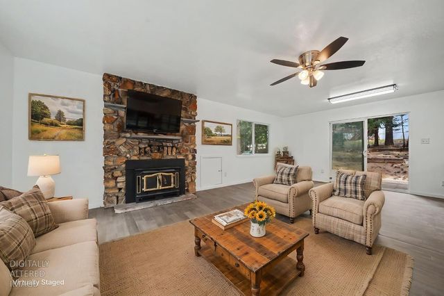 25865 Creekside Dr, Pioneer, CA 95666