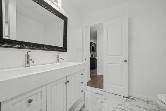 25865 Creekside Dr, Pioneer, CA 95666