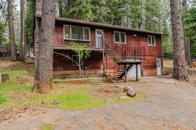 25865 Creekside Dr, Pioneer, CA 95666